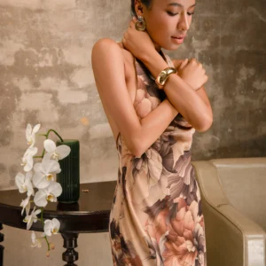 Alternative view of Đầm Lụa Cổ Đổ Hoa | Lisian Dress - S26.SM4D7